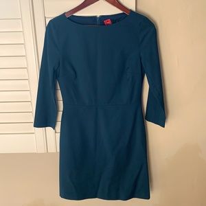 Theory deep teal mini dress with quarter length sleeves, in great condition!